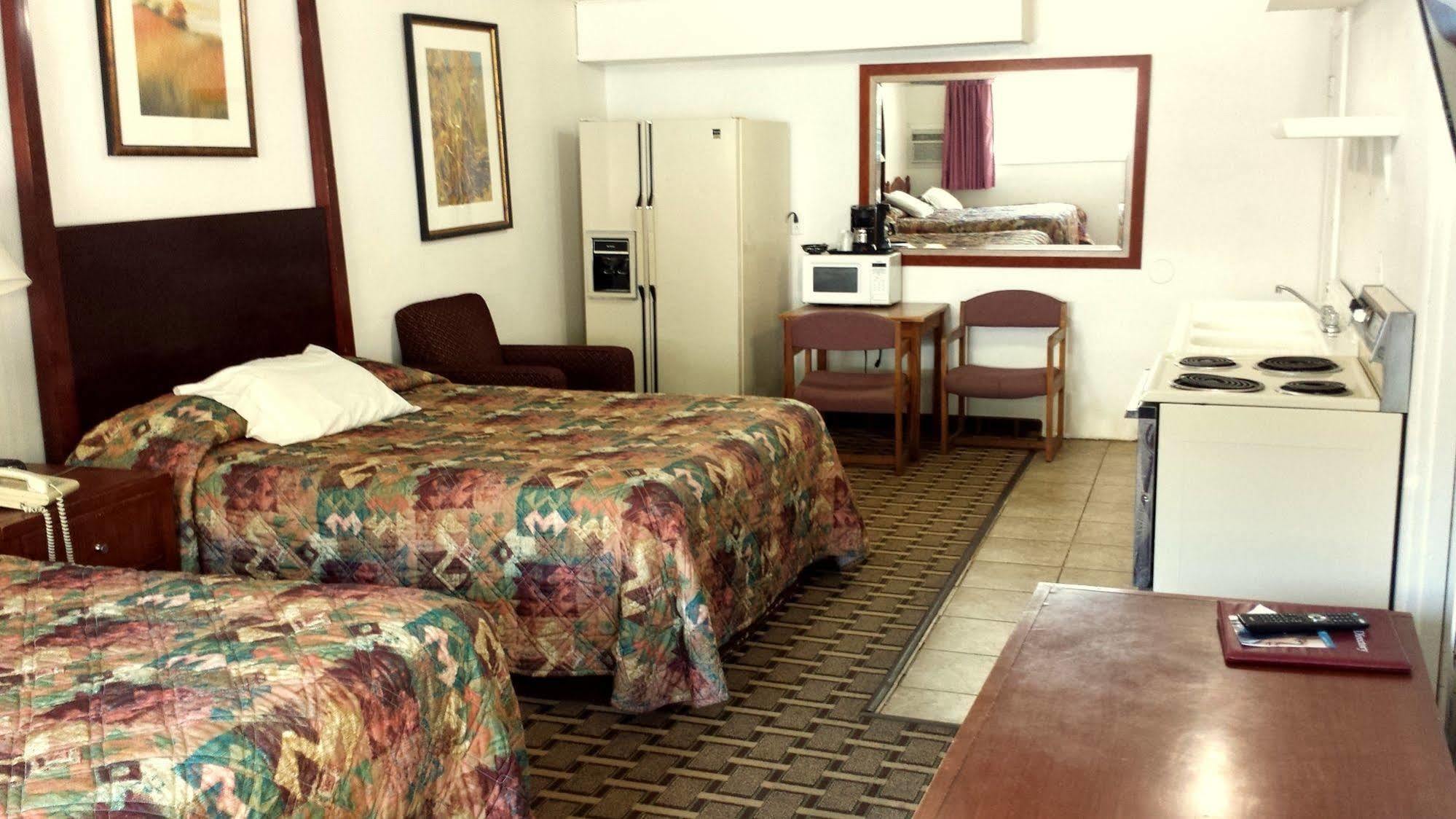 Motel Executive &